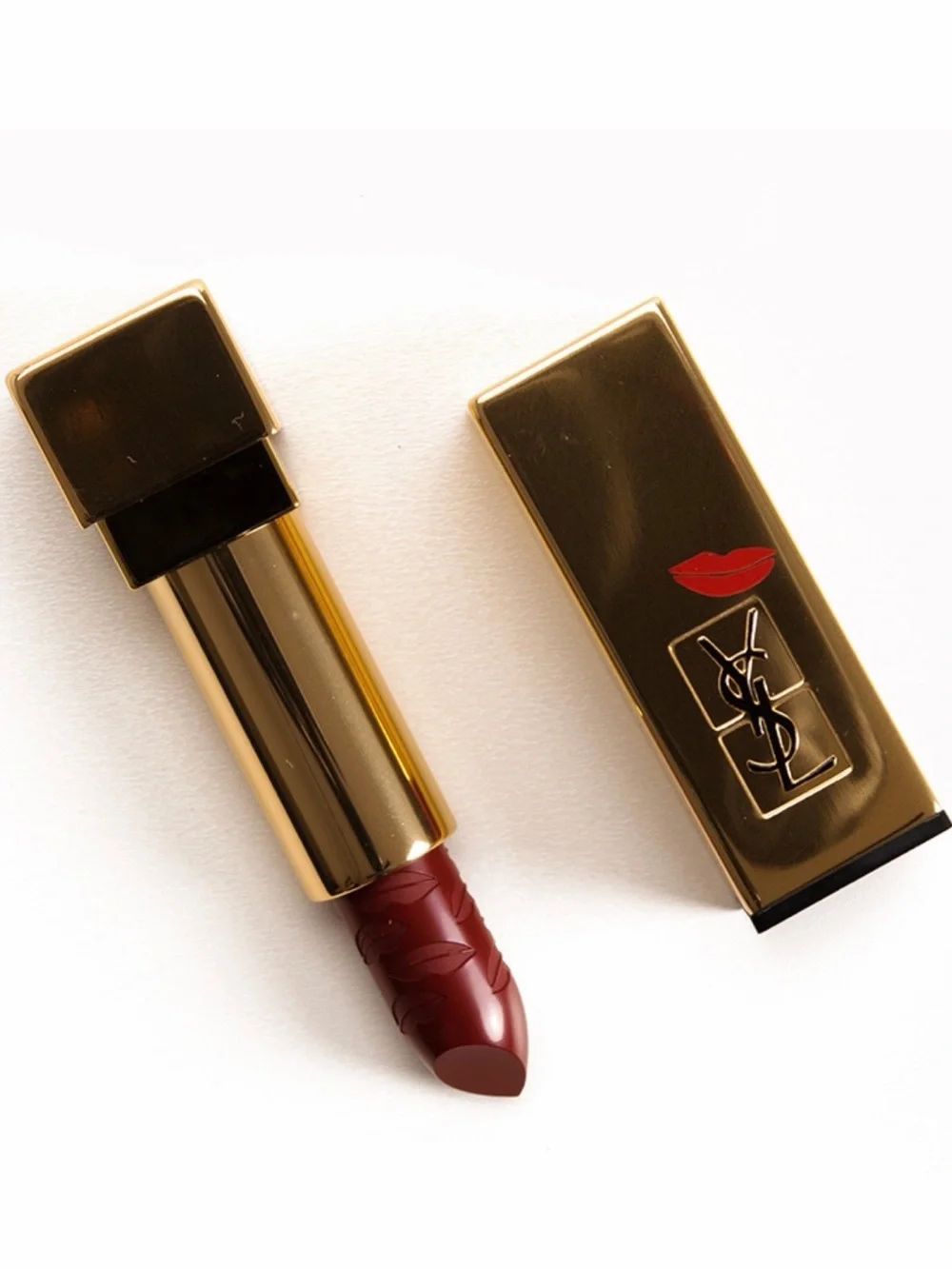 Yves Saint Laurent Limited Edition Lipstick in Shade 71 Black Red RARE! LOVE! ❤️